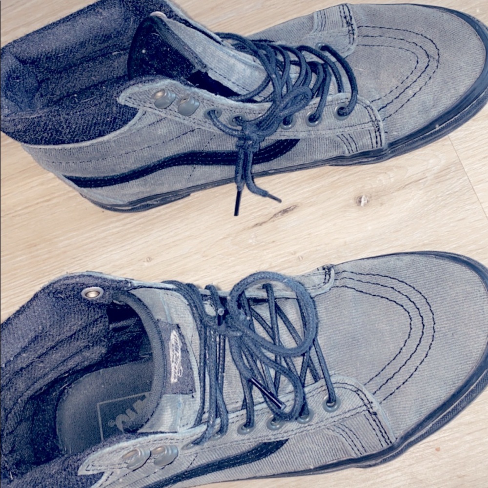 Vans boot shoes